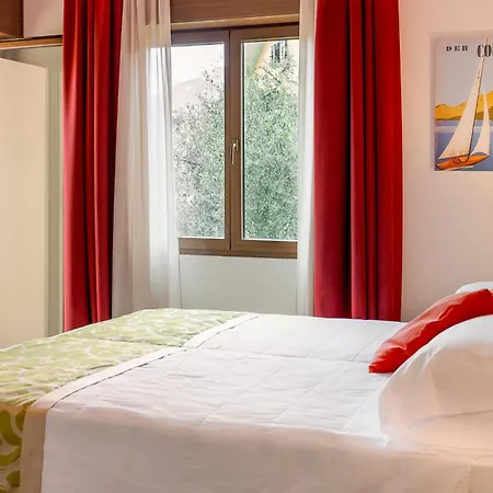 Hotel Catullo Malcesine Exterior photo